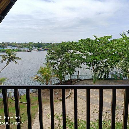 Ripples Backwater Resort, Kollam Exteriör bild